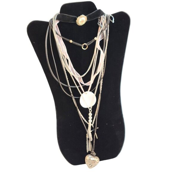 Layered Multistrand Necklace Set With Heart & Floral Pendant Choker to 18" Lengt - Picture 2 of 14